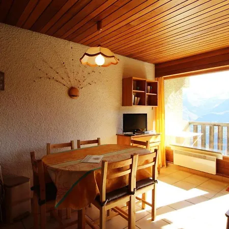 Vakantiehuis Confortable T2 Au Pied Des Pistes Avec Balcon Et Parking Gratuit *