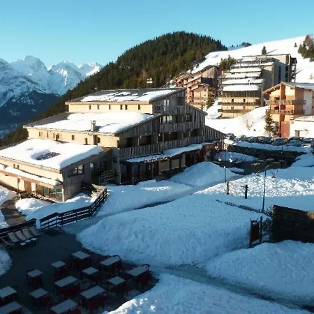 Confortable T2 Au Pied Des Pistes Avec Balcon Et Parking Gratuit - Fr-1-297-95 * Auris